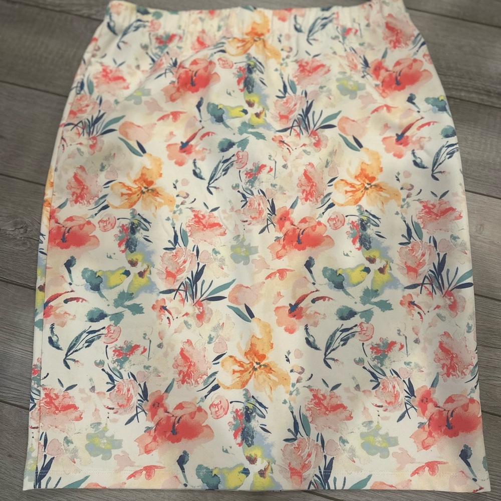 Stitch fix skies are blue gorgeous skirt size L